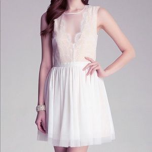 Bebe tulle mesh ivory flare dress small